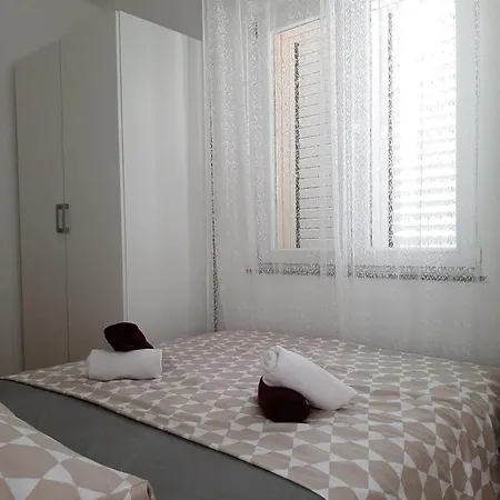Nozret Apartment Paljuv Exterior photo